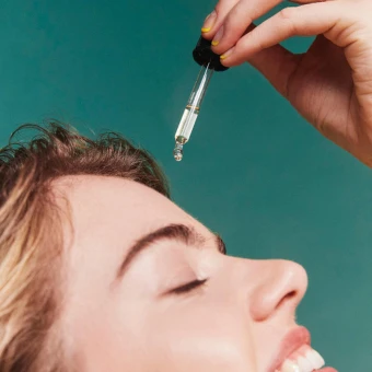 CAUDALIE Vinergetic C+ Detox Nachtöl 30 Ml 5 CAUDALIE Vinergetic C+ Detox Nachtöl 30 Ml – Bild 3