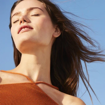 NUXE Rêve De Miel Zartschmelzender Honig-Ölbalsam Für Den Körper 200 Ml 7 NUXE Rêve De Miel Zartschmelzender Honig-Ölbalsam Für Den Körper 200 Ml – Bild 5