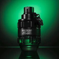 Viktor&Rolf Viktor & Rolf Spicebomb Night Vision Eau De Parfum 90 Ml -Kosmetikgeschäft 1683365 Viktor Rolf Spicebomb Night Vision Eau de Parfum 90 ml.196e3933