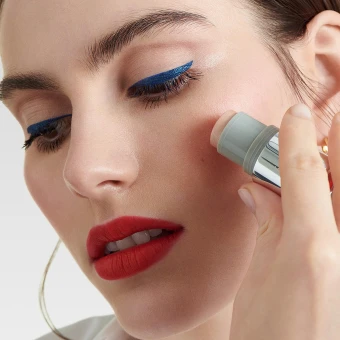 LONI BAUR Highlighter Stick 02 4 G 5 LONI BAUR Highlighter Stick 02 4 G – Bild 3