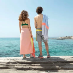 TOWEL TO GO Neon Hammam Towel Red/Pink, With Recycled Gift Box 12 TOWEL TO GO Neon Hammam Towel Red/Pink, With Recycled Gift Box -Kosmetikgeschäft Pink with Recycled Gift Box.816a8d8d